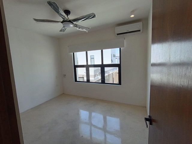 place photo 64