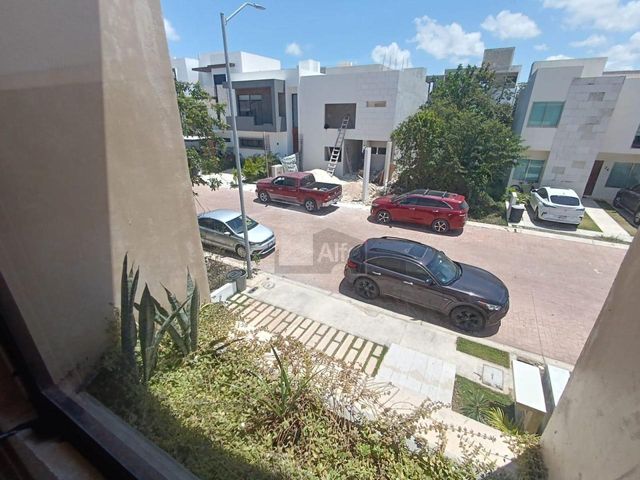 place photo 75
