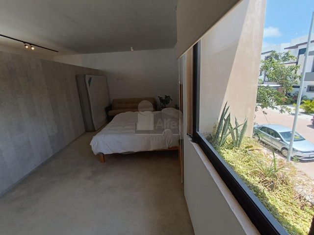 place photo 73