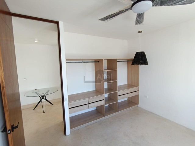 place photo 66