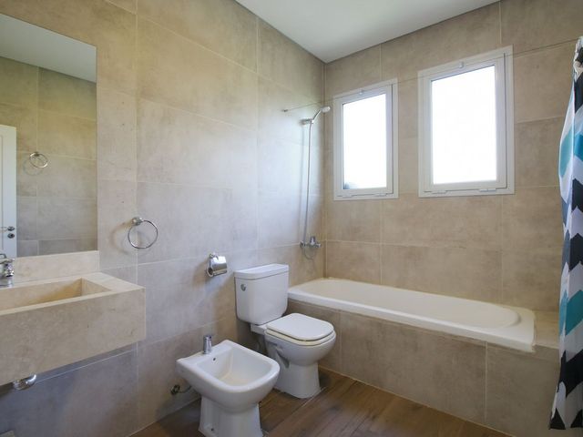 place photo 52
