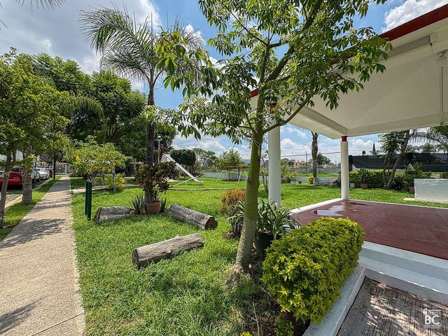 place photo 19