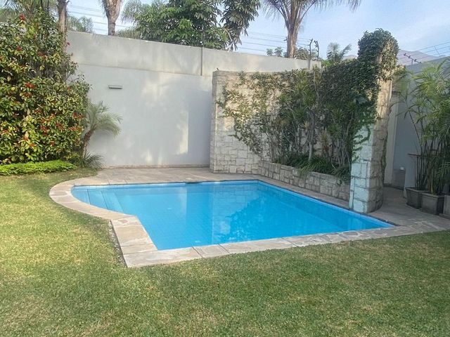 place photo 51