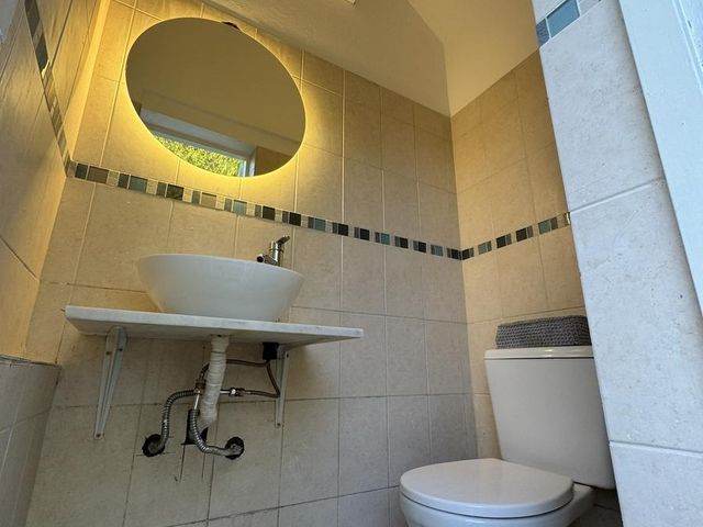 place photo 50