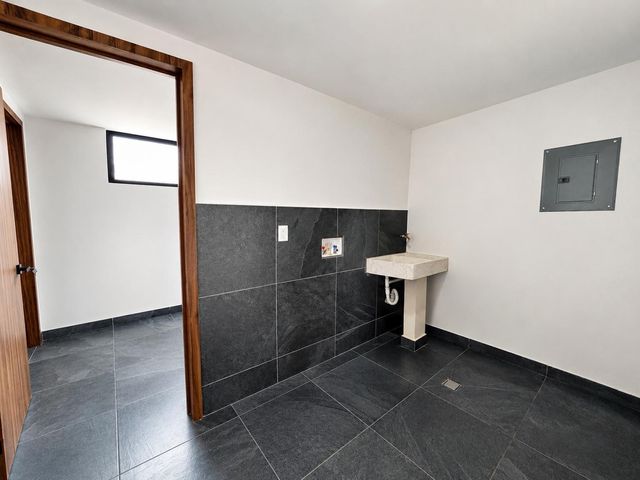 place photo 52