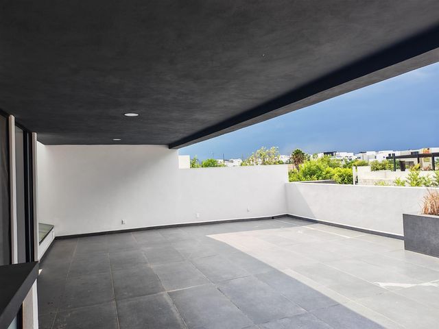place photo 56