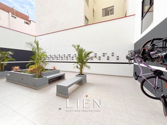 place photo 24