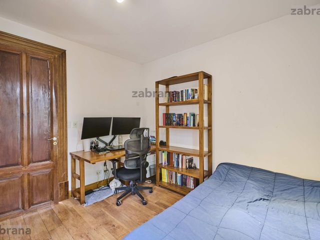 place photo 40