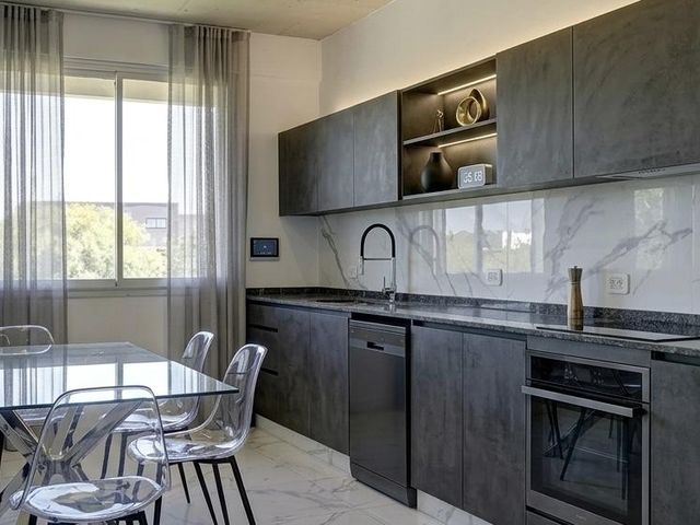 place photo 66