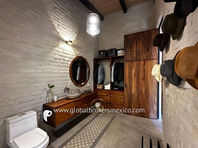 place photo 47