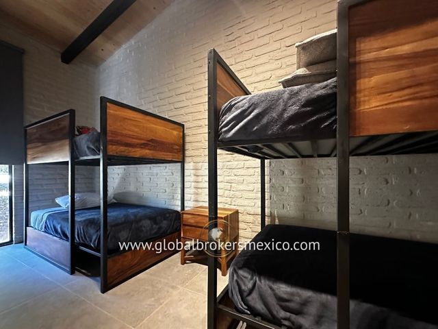 place photo 38