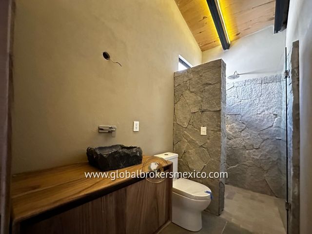 place photo 42