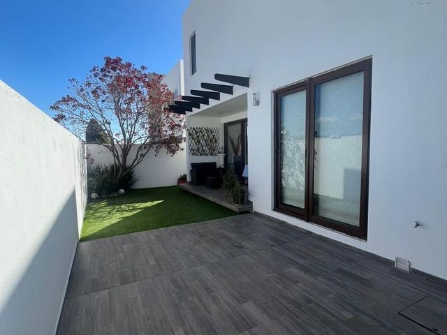 place photo 39