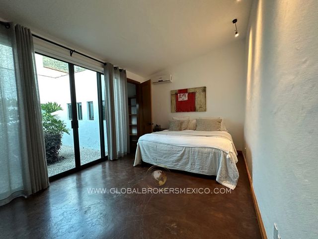 place photo 49