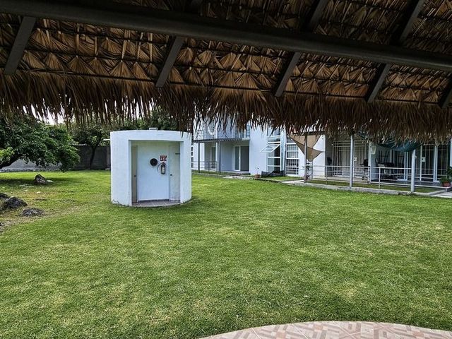place photo 34