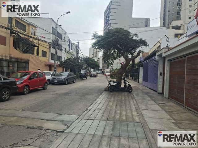 place photo 24