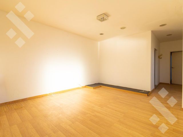 place photo 56