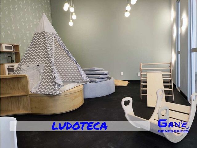 place photo 30