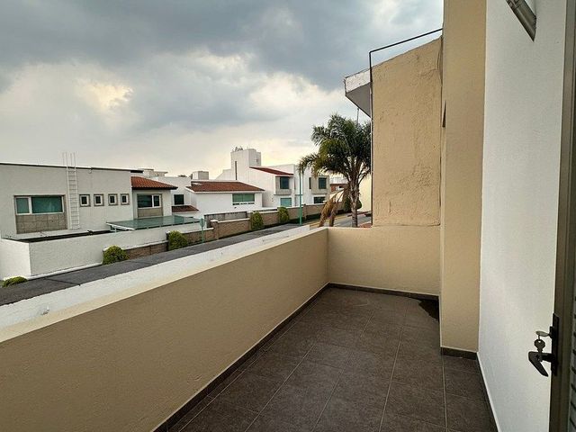 place photo 38