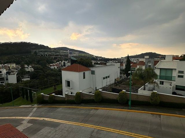 place photo 44
