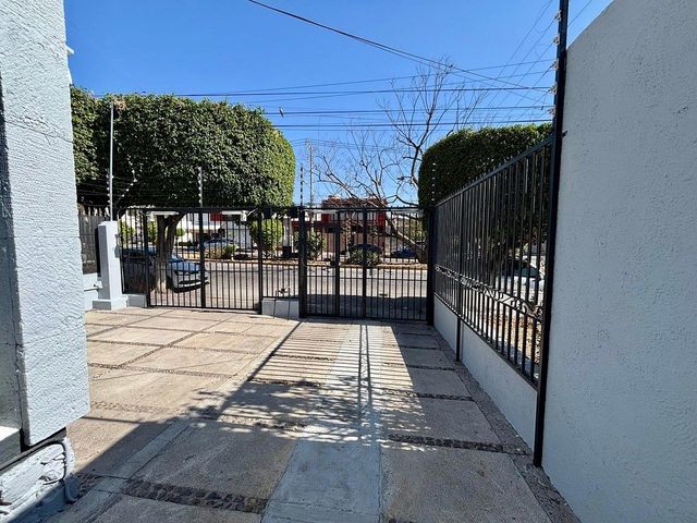 place photo 26