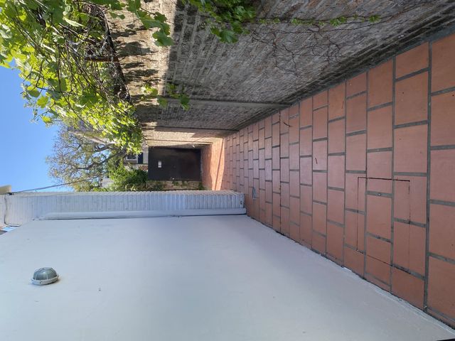 place photo 75