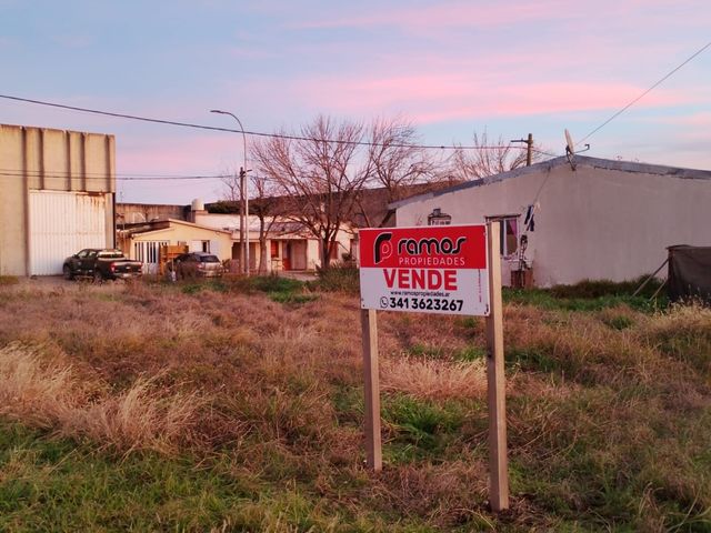VENDE TERRENO EN FUENTES - ESQUINA