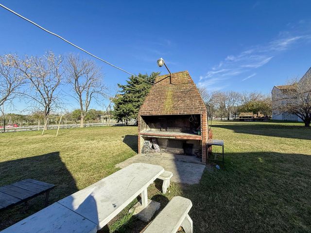 place photo 18