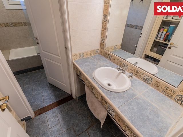 place photo 66