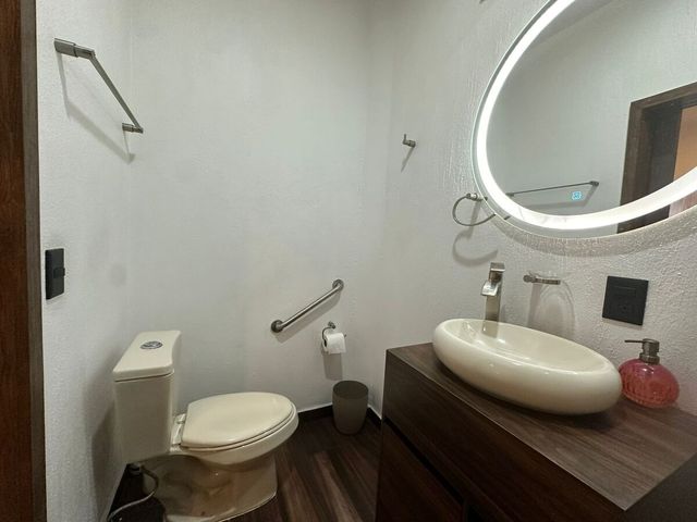 place photo 24