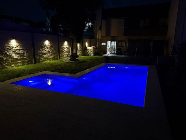 place photo 80
