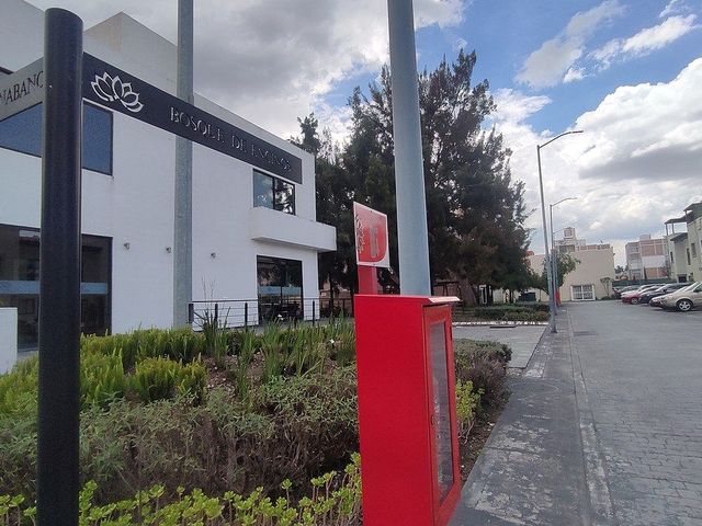 place photo 18