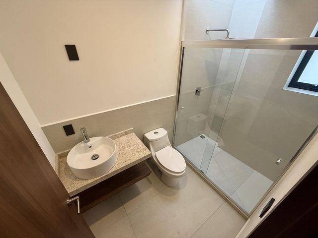 place photo 48