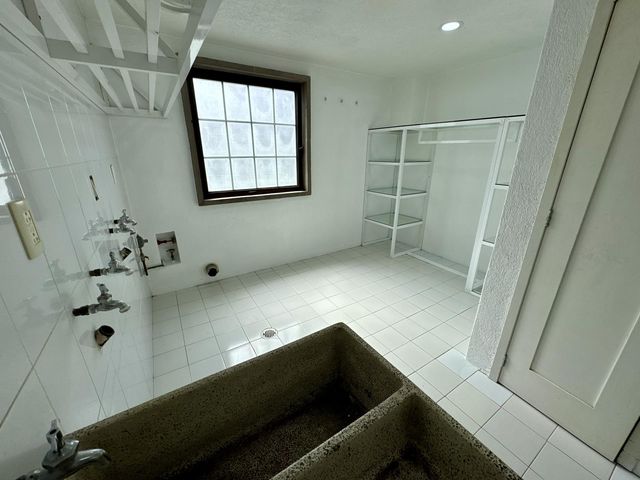 place photo 48