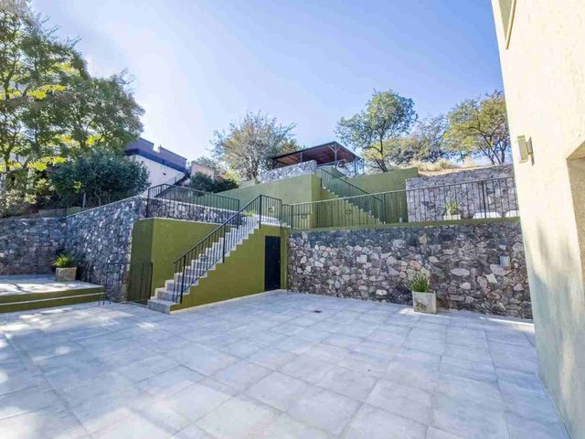 place photo 74