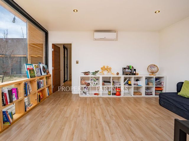 place photo 36