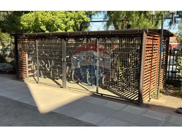 place photo 23