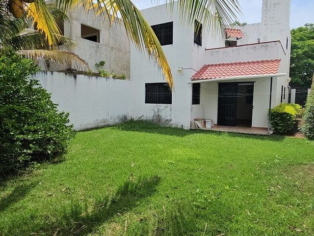 place photo 34