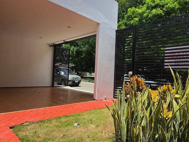 place photo 39