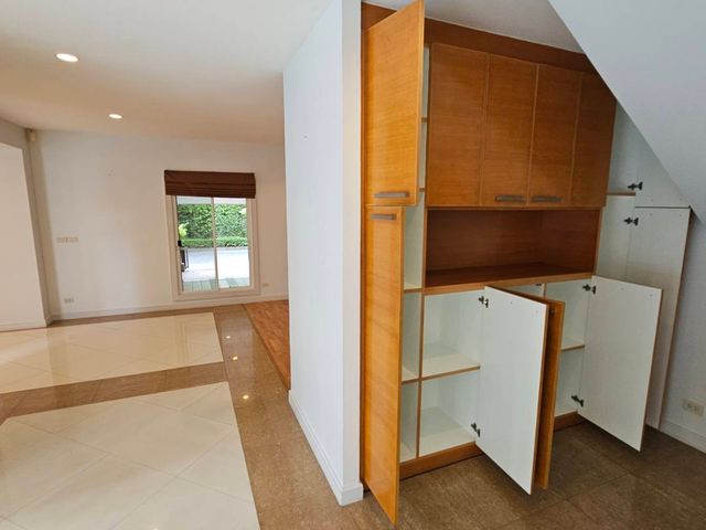 place photo 88