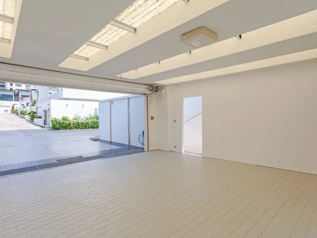 place photo 51