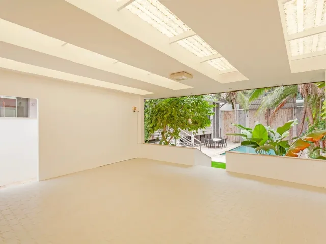 place photo 49