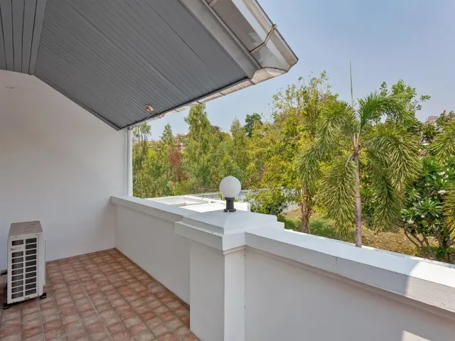 place photo 82