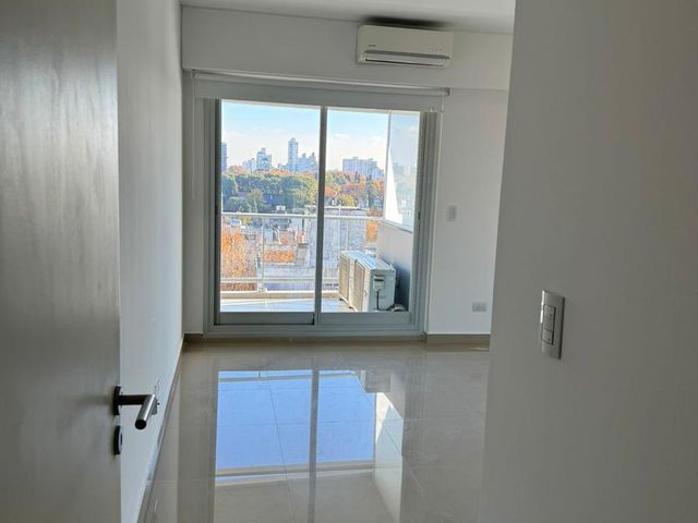 place photo 100