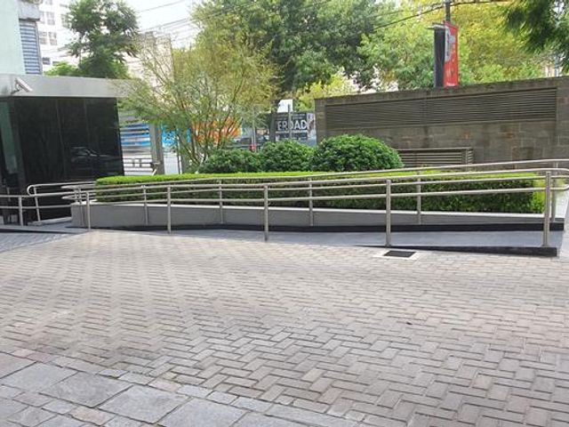 place photo 90