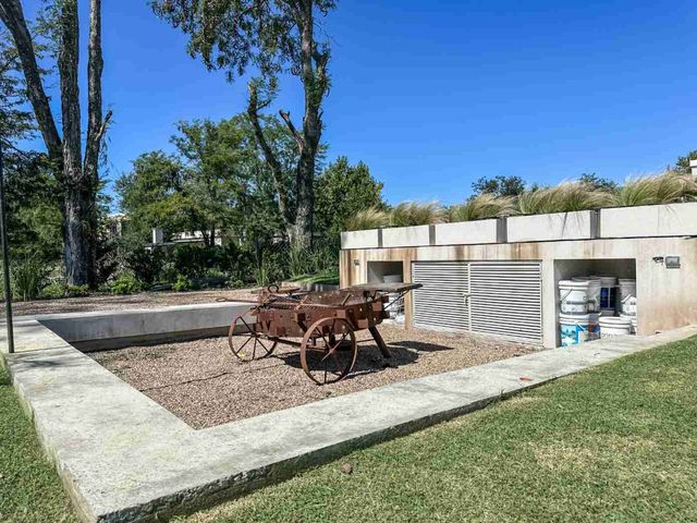 place photo 45