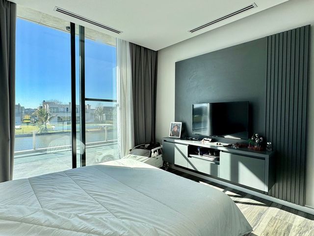 place photo 76
