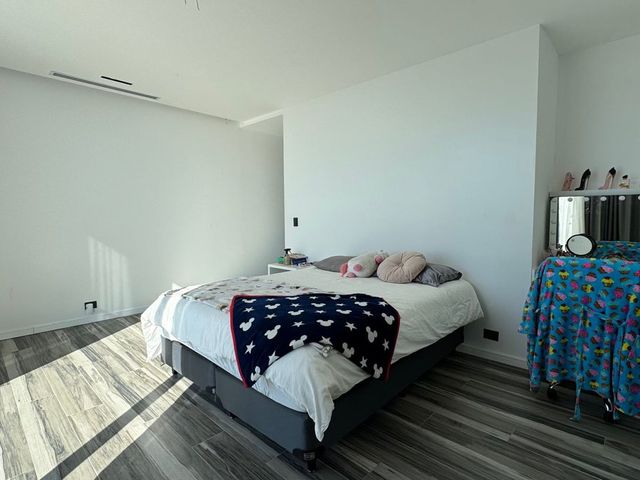 place photo 83