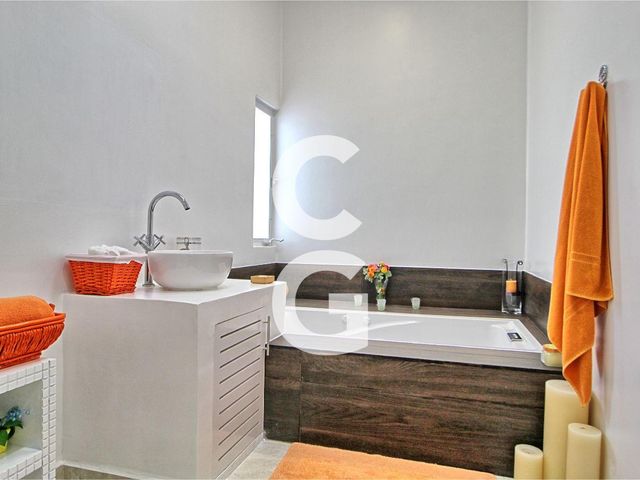 place photo 43