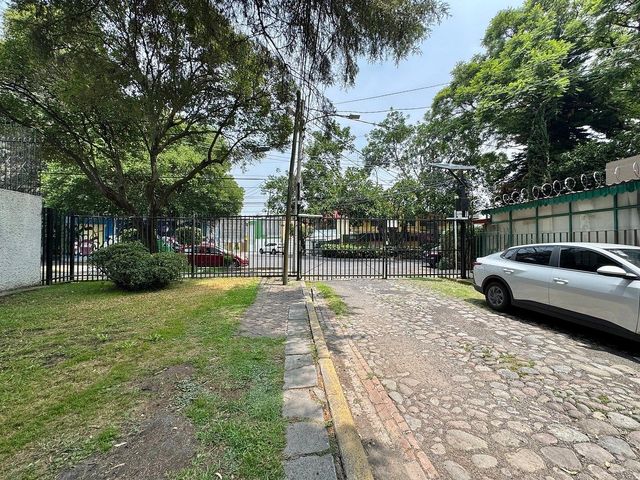 place photo 18